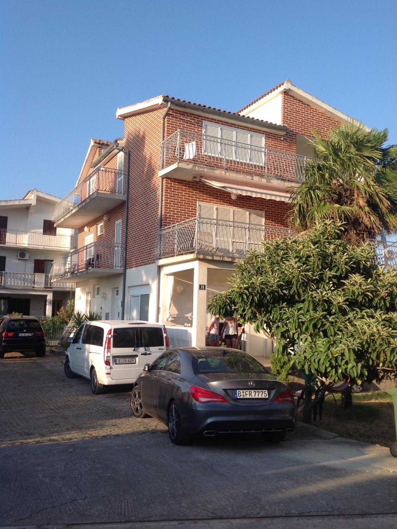 Apartments More Pirovac Exterior photo